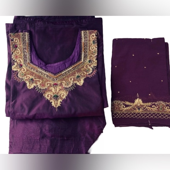 🌺 SALE $95 🌺 4 - NEW 3-Piece Stitched Indian Suit (Plus Size) - Picture 2 of 7